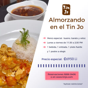 Almorzando en el Restaurante Tin Jo